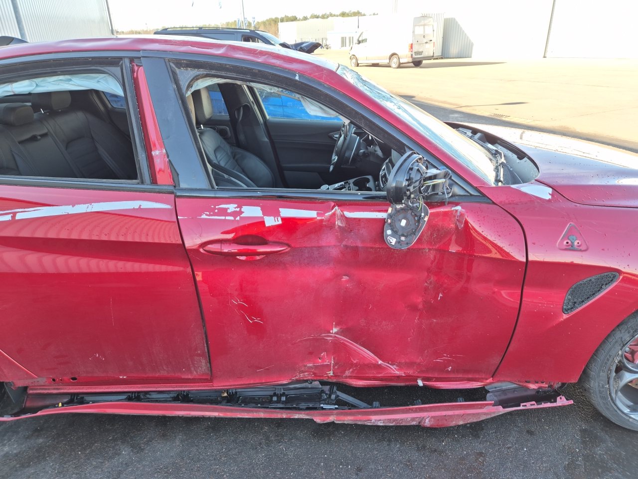 damage_detail